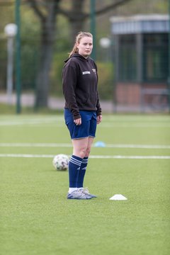 Bild 130 - Co-Trainerin der Frauen Nationalmannschaft Britta Carlson in Wahlstedt